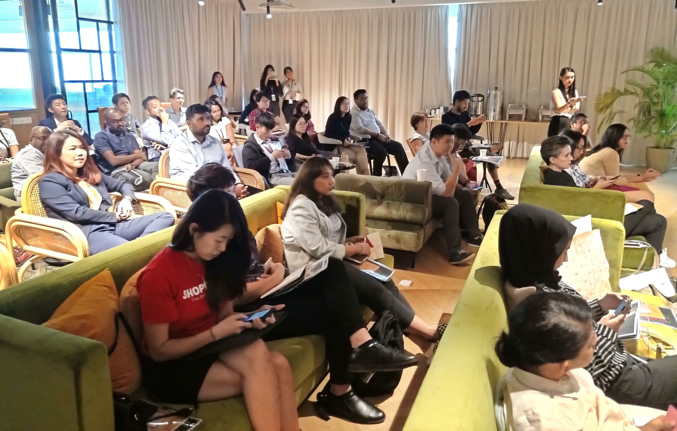 consumer engagement in ecommerce today 
