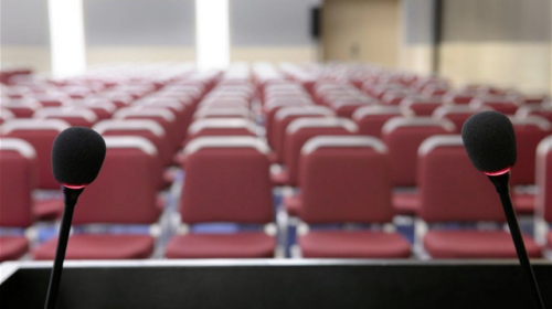 Moeten we nog persconferenties organiseren?