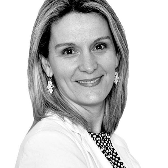 Elena Cisneros