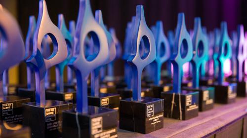 LEWIS WINS SABRE AWARD FOR ‘THE IMPOSSIBLE SIGNING SESSION’