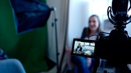 Mit diesen 8 Tipps auf schwierige Interviewfragen reagieren