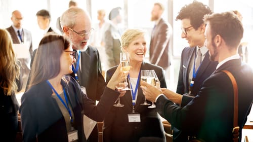 Los 7 elementos que convertirán tu evento de empresa en un éxito