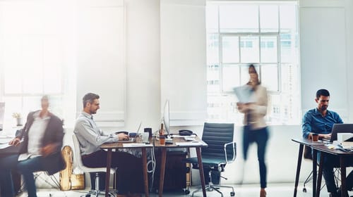 ¿Cómo elegir la mejor agencia de comunicación de consumo para mi empresa?