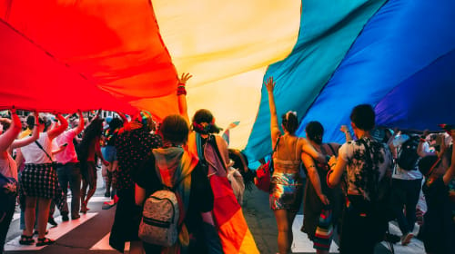 Marketing oltre il Pride Month: i brand alleati della comunità LGBTQIA+