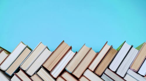 Dal Salone del Libro al BookTok: il marketing editoriale tra carta e algoritmi