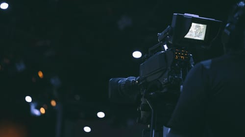 AI Presentation and Media Training: How Leaders Build Trust In High‑Stakes Moments
