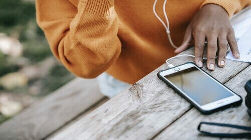 Pesquisa por Voz: Tudo o que precisa de saber