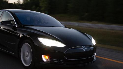 Krisen-PR: Tesla Motor brennt
