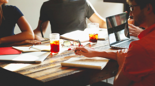 Salariés, entreprises : les 5 codes de conduite à adopter au quotidien