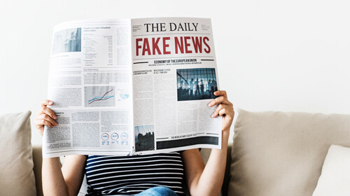 leggere fake news sui giornali