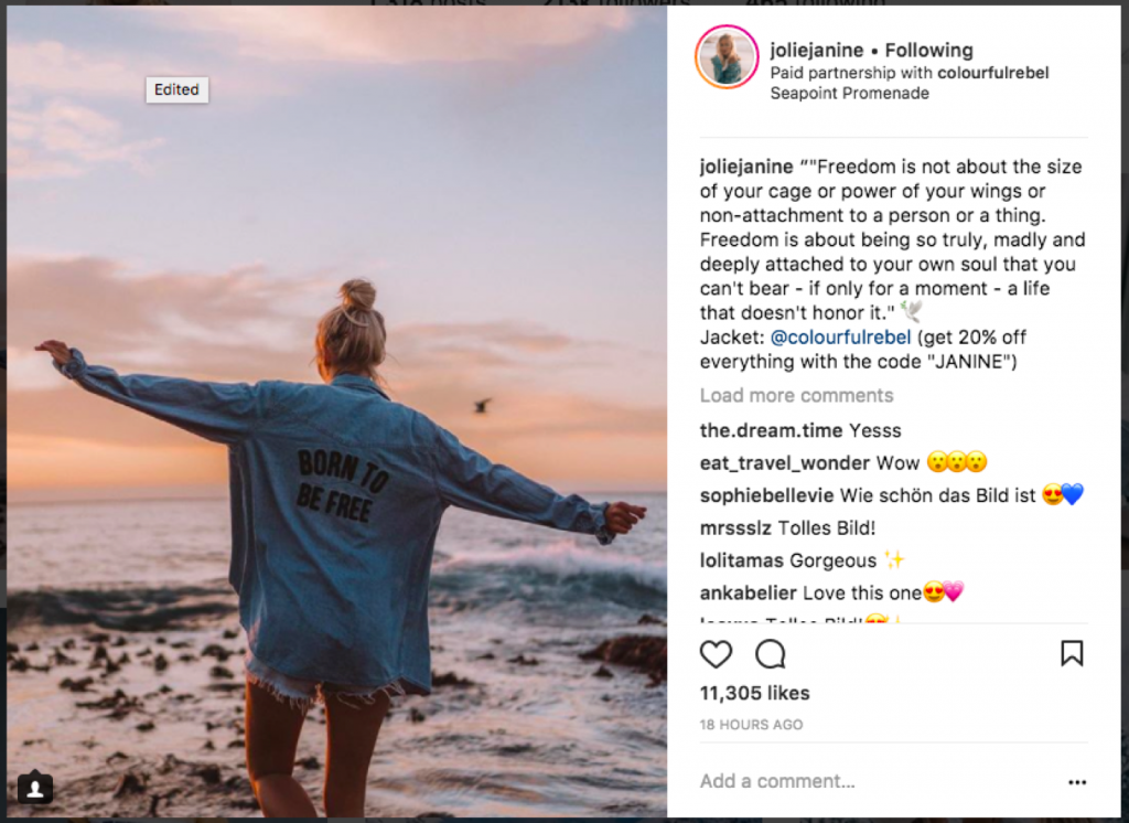 Instagramfoto Influencer @joliejanine geeft haar betaalde samenwerking met kledingmerk Colourful Rebel aan via de tag in haar post 