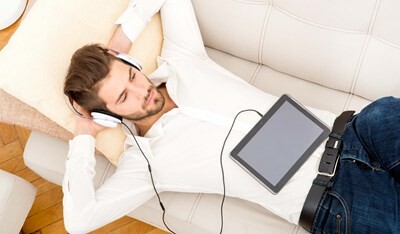 DE HELE WERELD AAN DE PODCAST, BEHALVE NEDERLAND