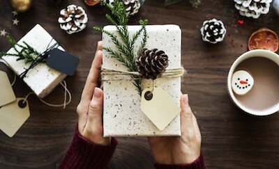 DECEMBER: FEEST ONDER DE INHAKERS