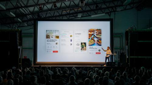 How to use social media at events