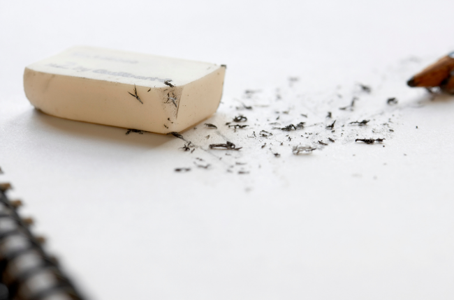 Eraser on notebook: content marketing mistakes to avoid