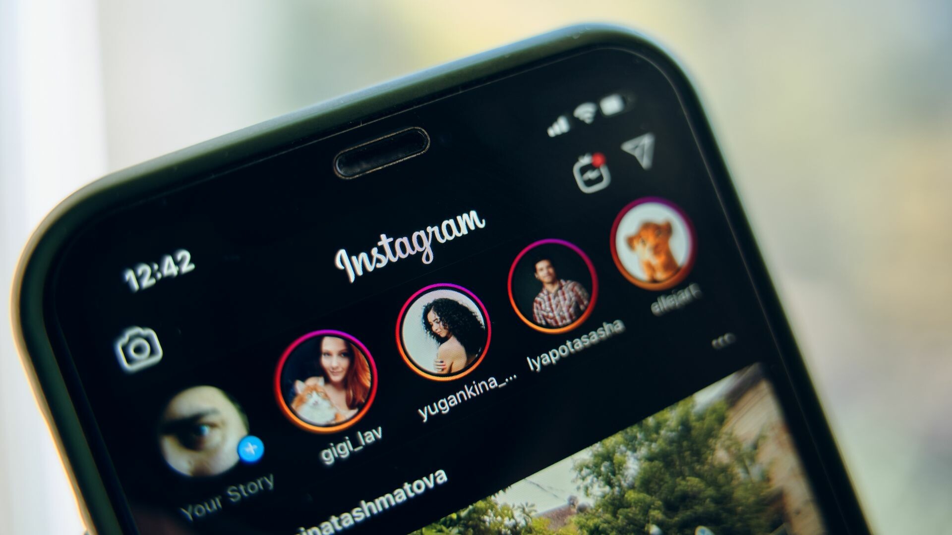 Instagram news on mobile phone for TEAM LEWIS's This Week in Social
